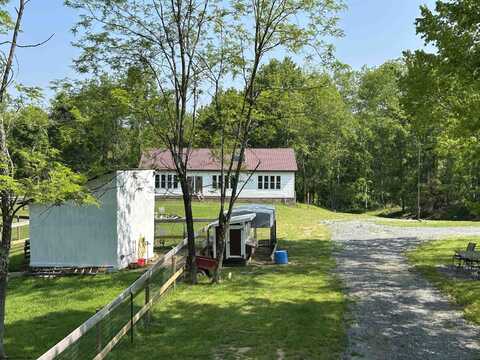 2214 Fairview Road, Gladesville, WV 26374