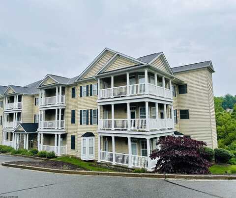 2211 Suncrest Village, Morgantown, WV 26505