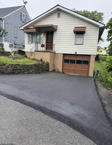 208 Buffalo Avenue, Fairmont, WV 26554