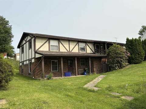 8 W 4th Street, Westover, WV 26501