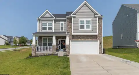 303 Lexington Circle, Bridgeport, WV 26330