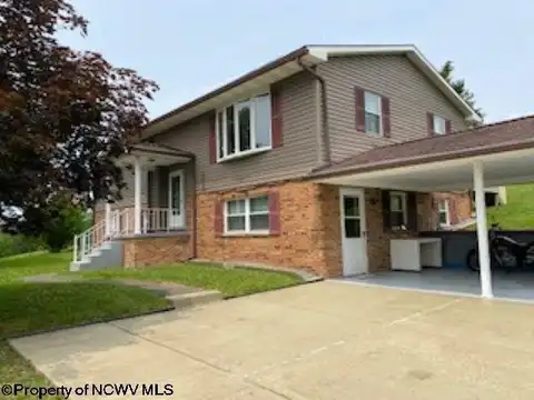 110 Logan Lane, Bridgeport, WV 26330