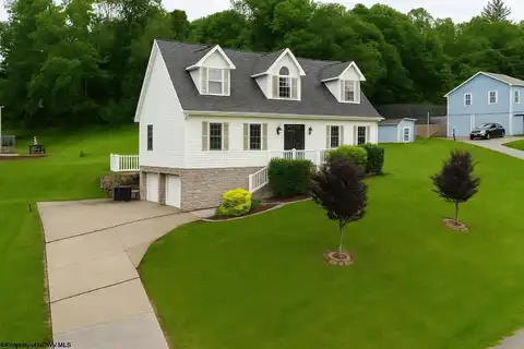 1404 Arcadia Drive, Fairmont, WV 26554