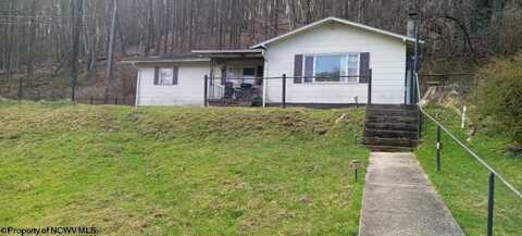 152 Liberty Street, Salem, WV 26426