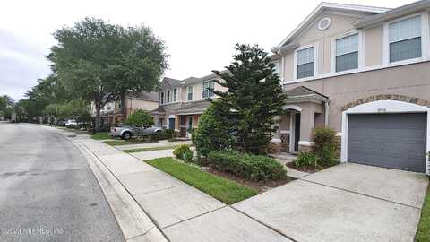 5956 PAVILION Drive, Jacksonville, FL 32258