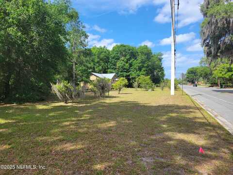 907 HUNTINGTON Road, Crescent City, FL 32112