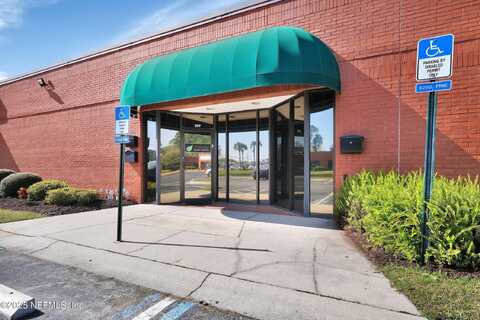 4613 PHILIPS Highway unit: 209, Jacksonville, FL 32207