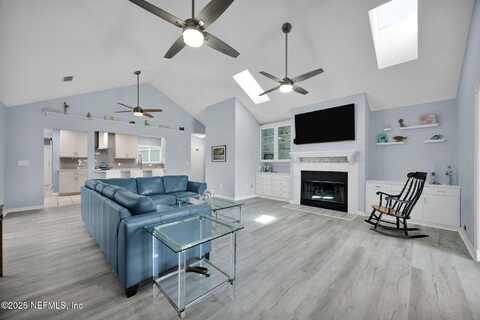 107 HAMMOCK Circle, Saint Augustine, FL 32084