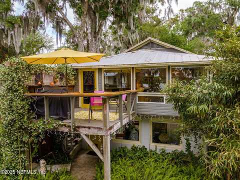 603 FRONT Street, Welaka, FL 32193