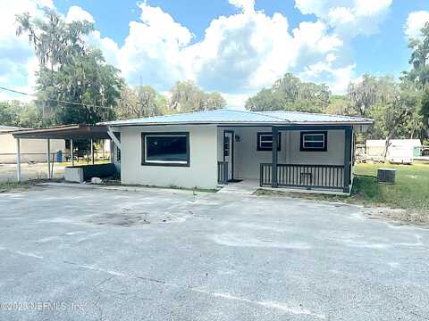 673 3RD Avenue, Welaka, FL 32193