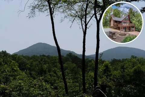 77 Beavers Cove Road, Blairsville, GA 30560