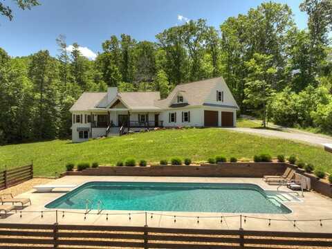3181 Sugar Creek Road, Blue Ridge, GA 30513