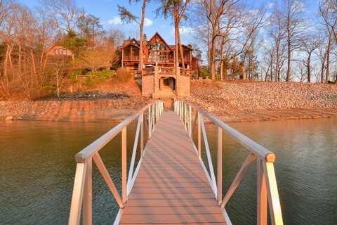 686 Lake Drive N, Morganton, GA 30560