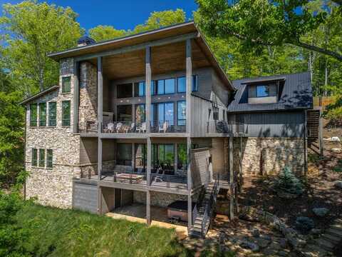 126 Wawayanda Drive, Mineral Bluff, GA 30559