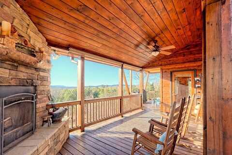 25 White Eagle Trail, Mineral Bluff, GA 30559