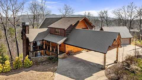 530 Century Lane, Blue Ridge, GA 30513