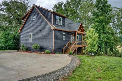 784 Sneaking Creek Drive, Hayesville, NC 28904