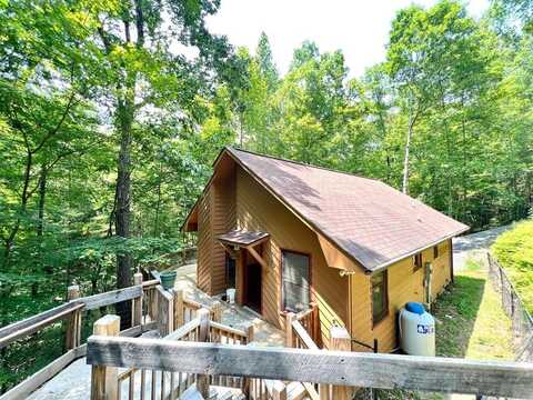 129 Crooked Lane, Murphy, NC 28906
