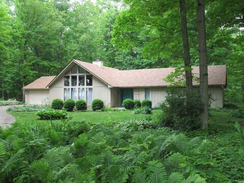 1350 E US HWY 20 Highway, Angola, IN 46703
