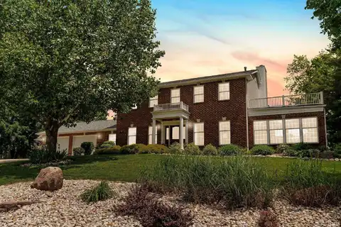 1106 Woodcrest Lane, Kendallville, IN 46755