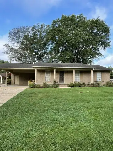 107 Hazel Road, Ripley, MS 38663