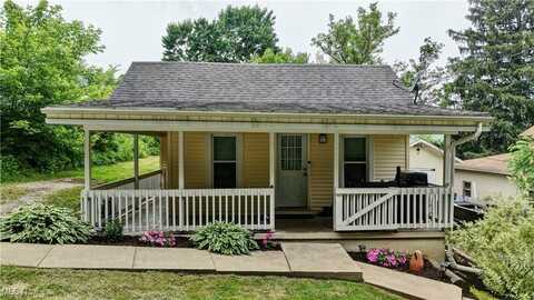 10277 Fryburg Road, Fredericksburg, OH 44627