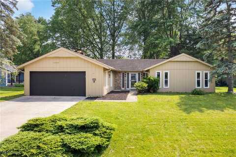 5942 Hickory Trail, North Ridgeville, OH 44039
