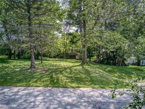 1921 Dwight Street, Cuyahoga Falls, OH 44221