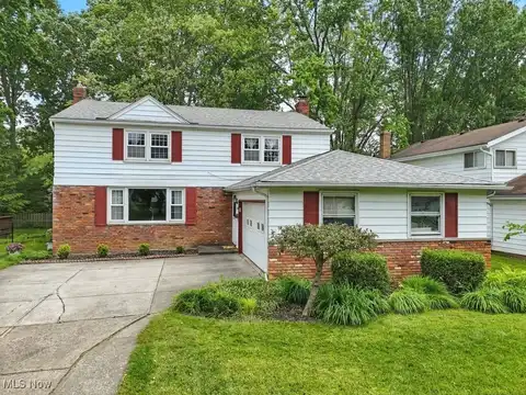 6607 Forest Glen Avenue, Solon, OH 44139