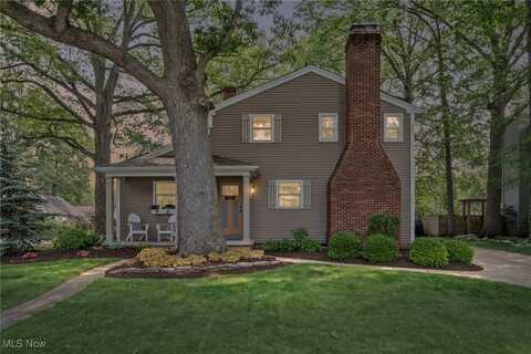 577 Canterbury Road, Bay Village, OH 44140