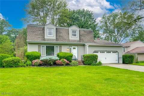 6690 Nicoll Drive, North Ridgeville, OH 44039