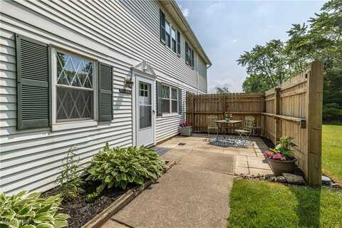 4210 Dennis Lane, Brunswick, OH 44212