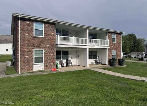 545 E Mcconnel Avenue, Mcconnelsville, OH 43756