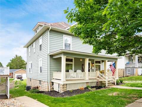 154 Montgomery Boulevard, New Concord, OH 43762