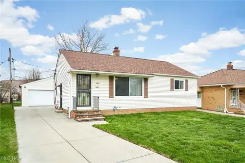 15813 Wingate Road, Maple Heights, OH 44137