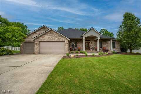 6904 Ruby Court, Austintown, OH 44515