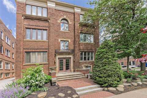 2725 Hampshire Road, Cleveland Heights, OH 44106