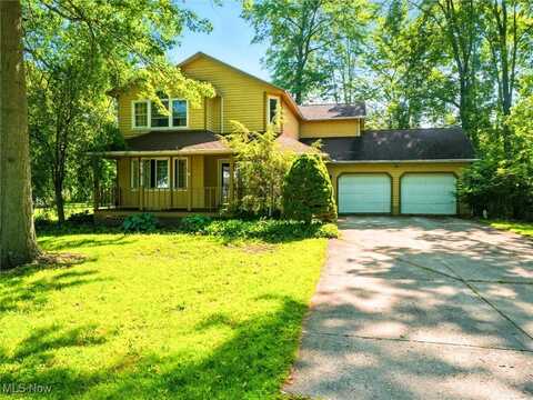 2120 Deerfield Drive, Ashtabula, OH 44004