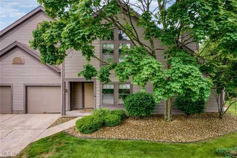 6465 Saint Andrews Drive, Canfield, OH 44406