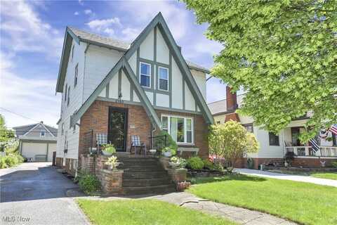 2195 Wyandotte Avenue, Lakewood, OH 44107