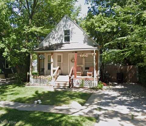 119 Taft Avenue, Elyria, OH 44035