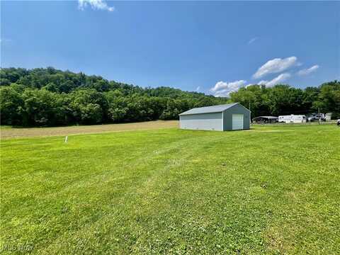 6475 N State Route 669 NW, Malta, OH 43756