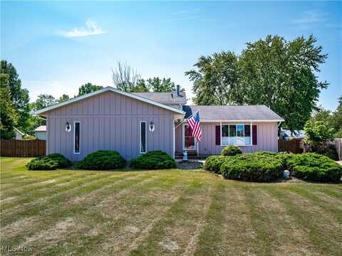20563 Holly Circle, Strongsville, OH 44149