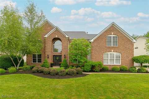 11711 Coopers Run, Strongsville, OH 44149