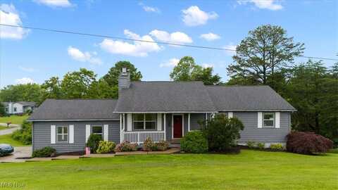100 Pineview Drive, Marietta, OH 45750