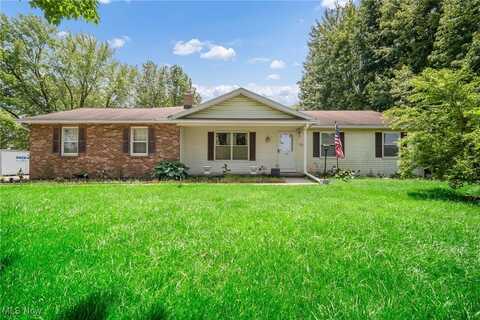670 Bartlett Road, Aurora, OH 44202