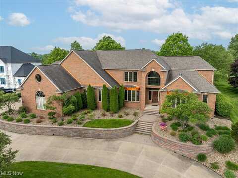 6182 Bertram Avenue NW, Canton, OH 44718