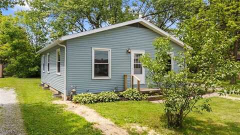 1134 Ridgefield Avenue, Alliance, OH 44601
