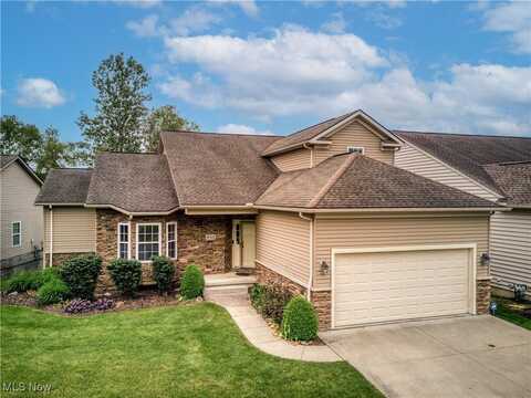 833 Lakeview Court, Kent, OH 44240