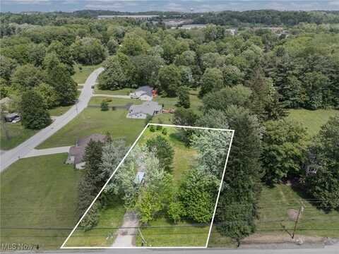 8377 Valley View Road, Macedonia, OH 44056